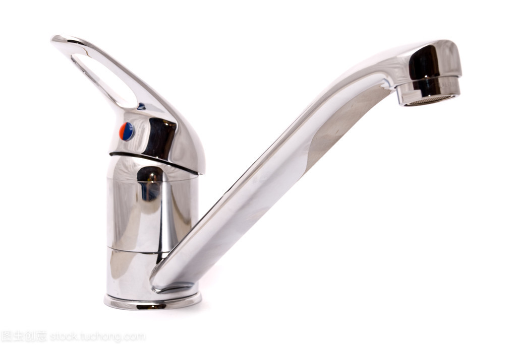 水龙头,在白色背景上孤立
