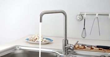 水龙头坏了不用急，老师傅教你省钱维修小妙招